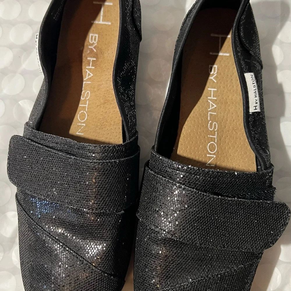 Shoes for Women - Picture 2 of 6